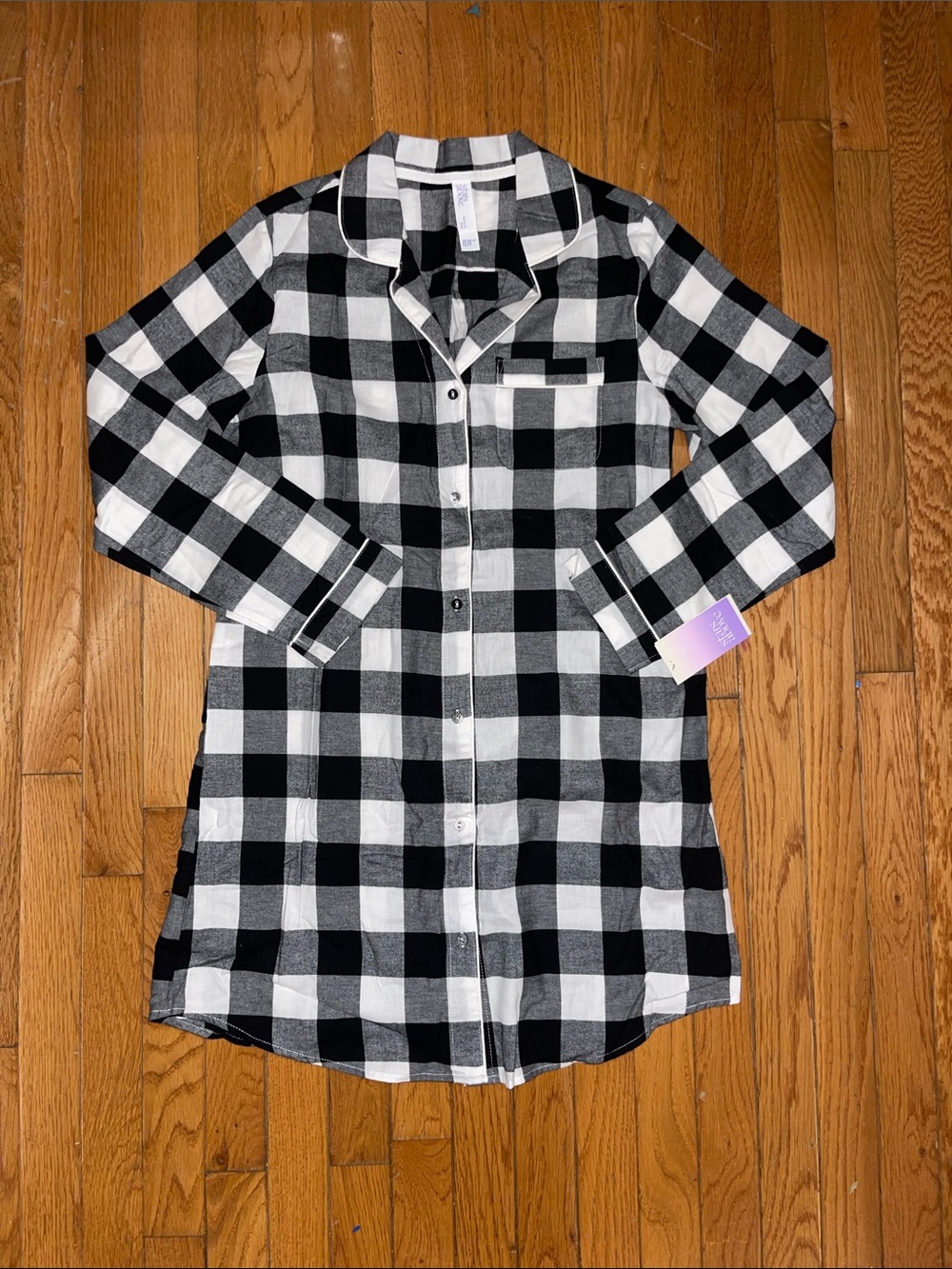 Black/White Flannel Button-up Nightgown